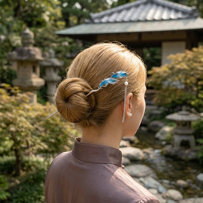 feather hair pins
